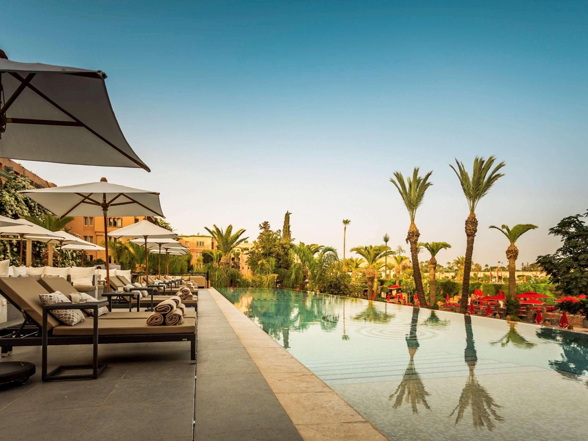 โซฟิเทล มาร์ราเคช เลานจ์ แอนด์ สปา โฮเต็ล Hotel มาร์ราเกช ภายนอก รูปภาพ The pool at the Four Seasons Hotel Marrakech
