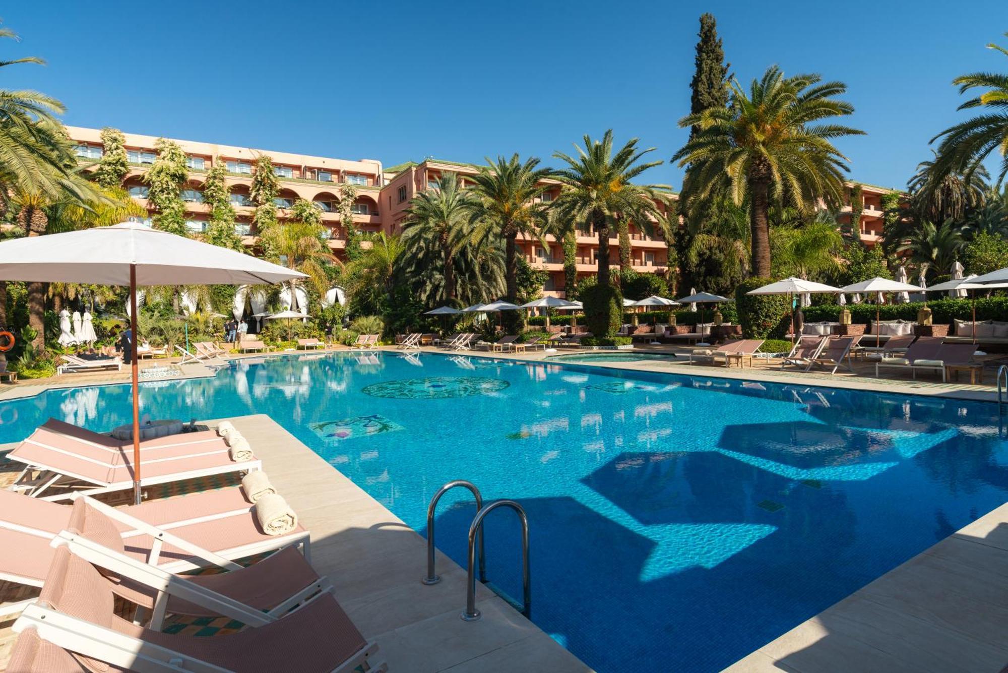 โซฟิเทล มาร์ราเคช เลานจ์ แอนด์ สปา โฮเต็ล Hotel มาร์ราเกช ภายนอก รูปภาพ The swimming pool at the hotel