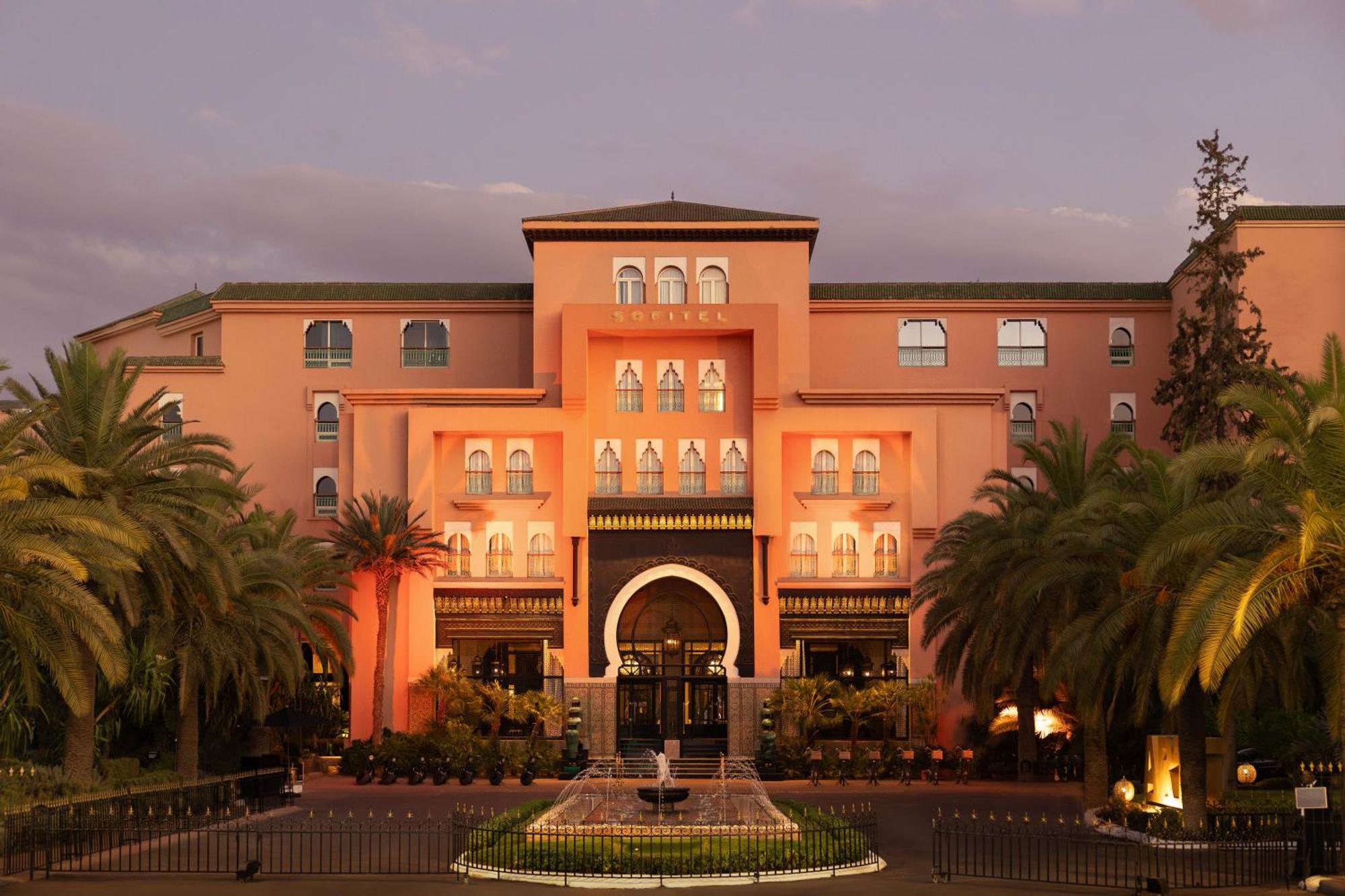 โซฟิเทล มาร์ราเคช เลานจ์ แอนด์ สปา โฮเต็ล Hotel มาร์ราเกช ภายนอก รูปภาพ The main entrance of the hotel
