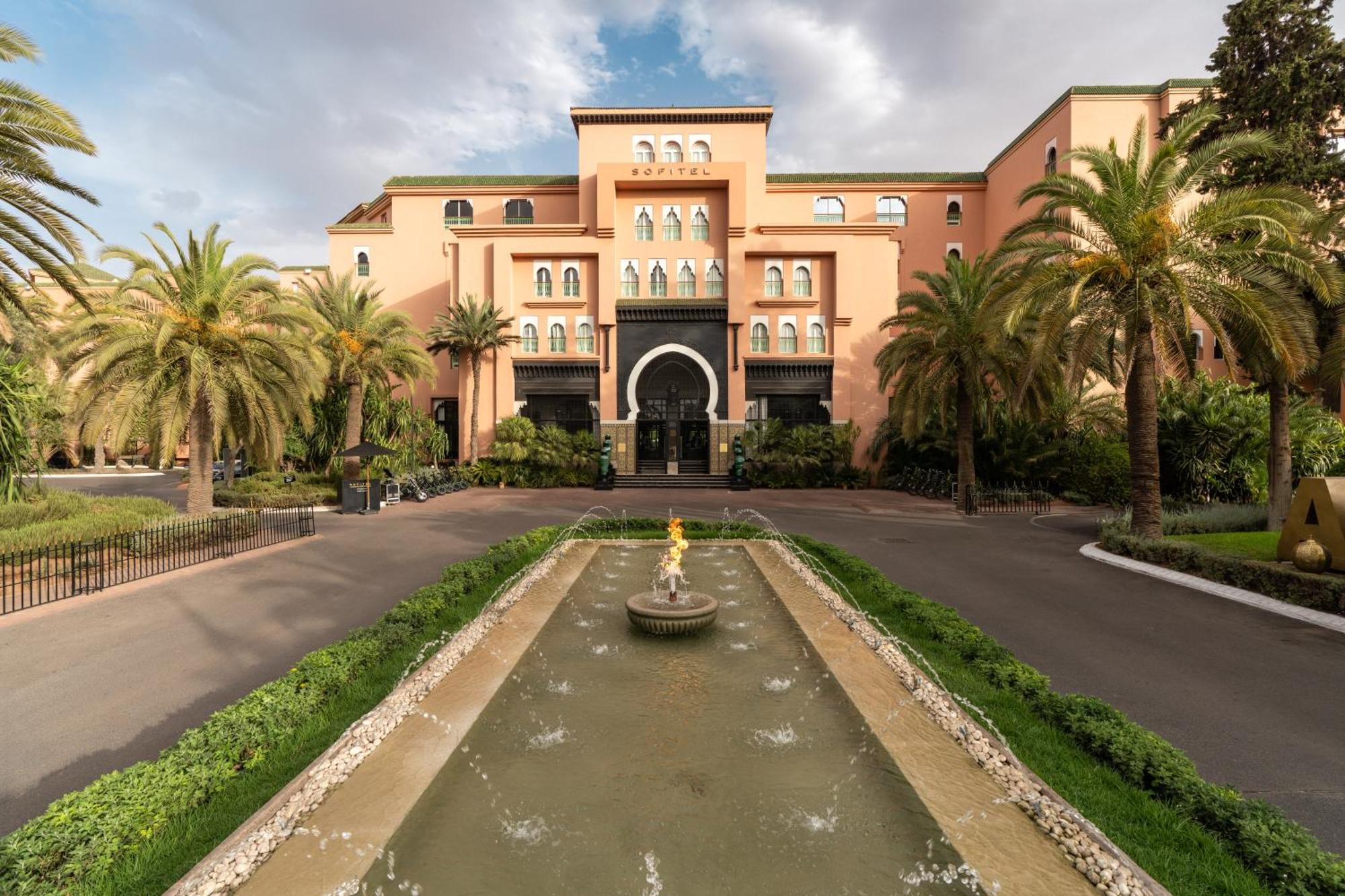 โซฟิเทล มาร์ราเคช เลานจ์ แอนด์ สปา โฮเต็ล Hotel มาร์ราเกช ภายนอก รูปภาพ The main entrance of the hotel