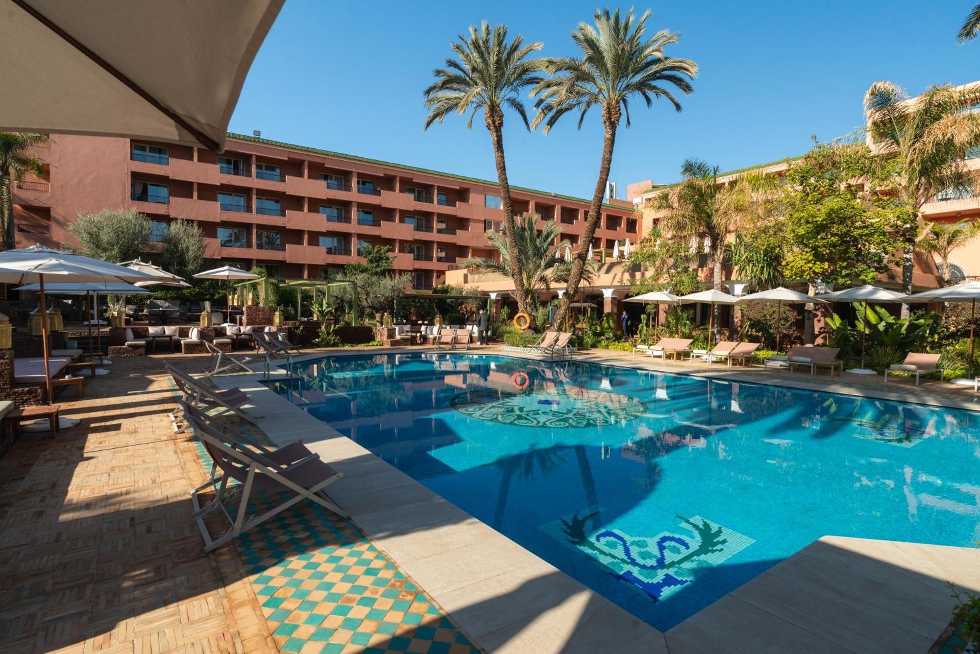 โซฟิเทล มาร์ราเคช เลานจ์ แอนด์ สปา โฮเต็ล Hotel มาร์ราเกช ภายนอก รูปภาพ The swimming pool at the hotel